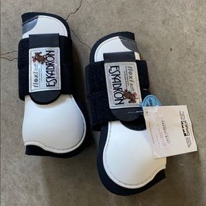 Eskadron flexisoft front boots